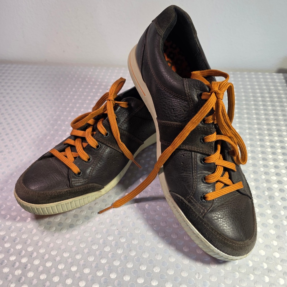 Ecco Street Golf Shoes Mens 43 Brown Leather Spikeless Sneakers Orange Laces